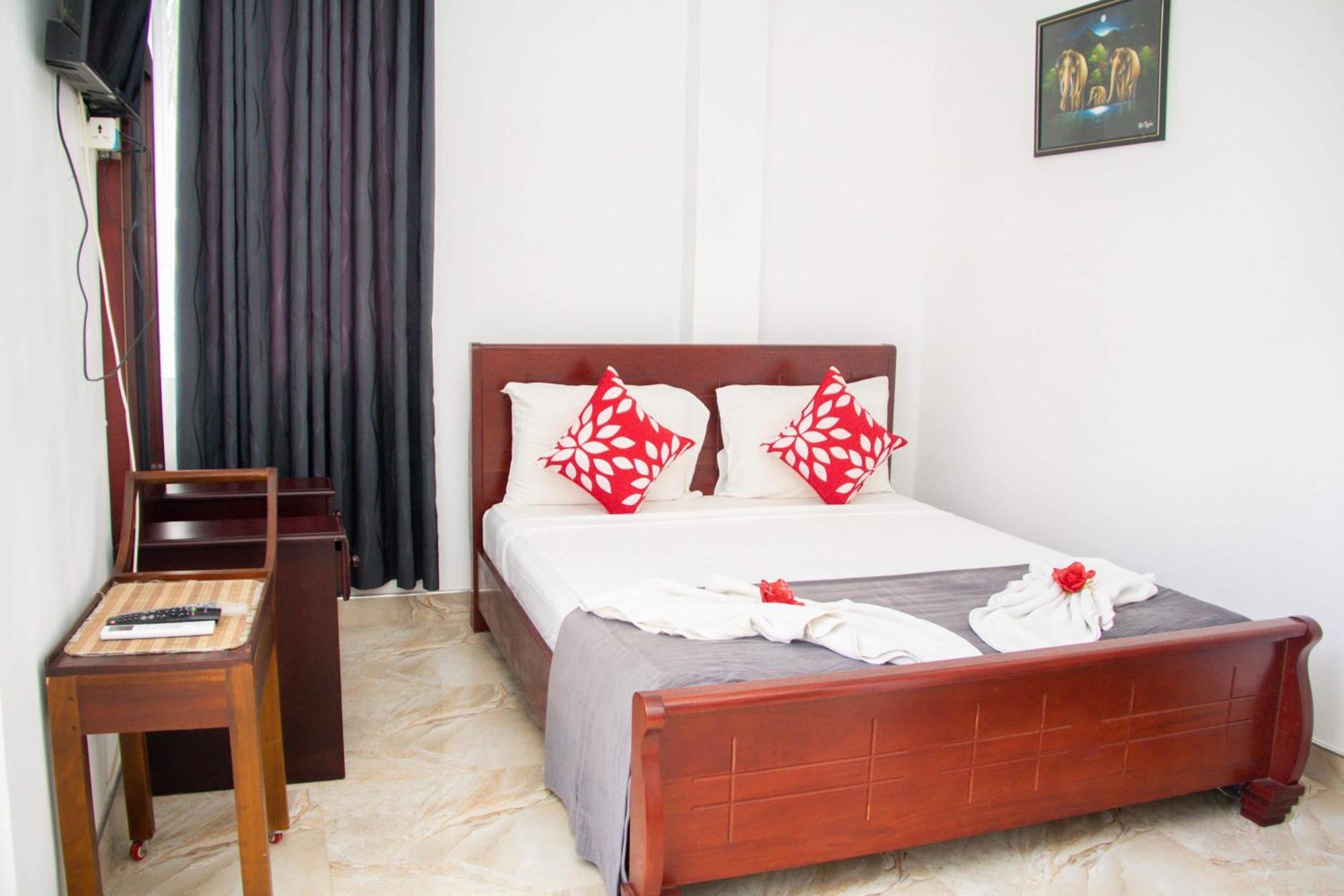 Yolanda Villa Negombo Exterior photo