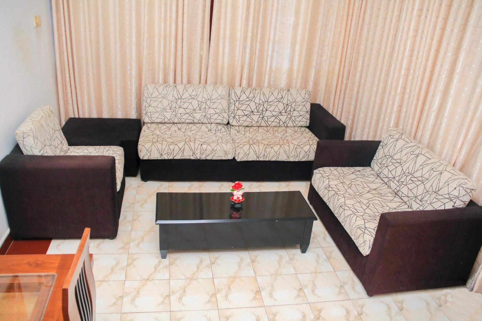 Yolanda Villa Negombo Exterior photo